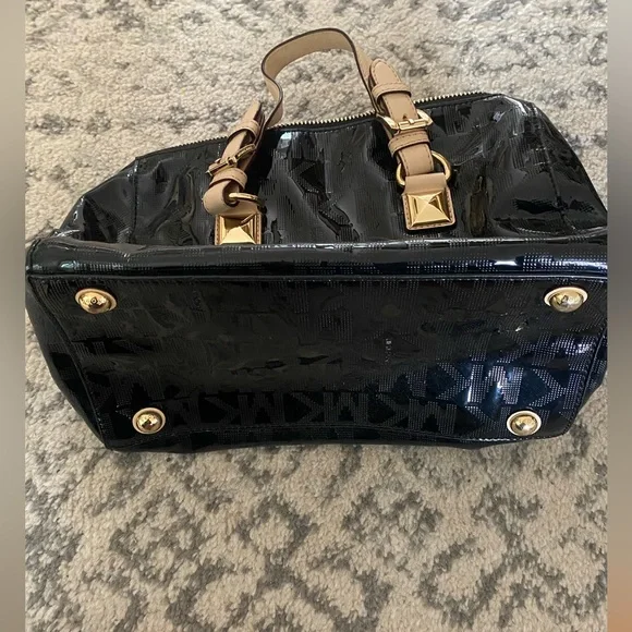 Michael Kors handbag - Picture 3 of 3